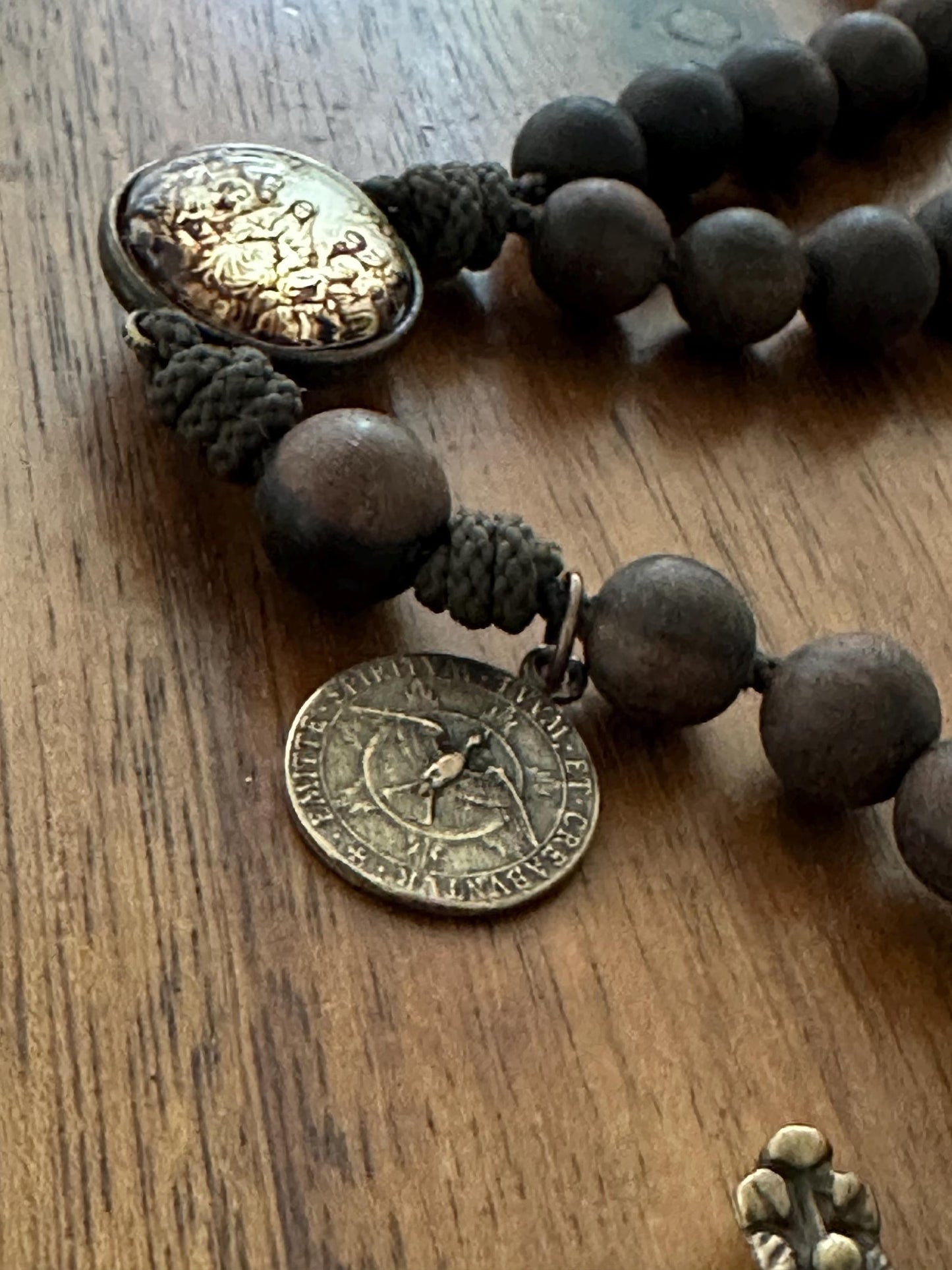 Queen of the Apostles Rosary, Large