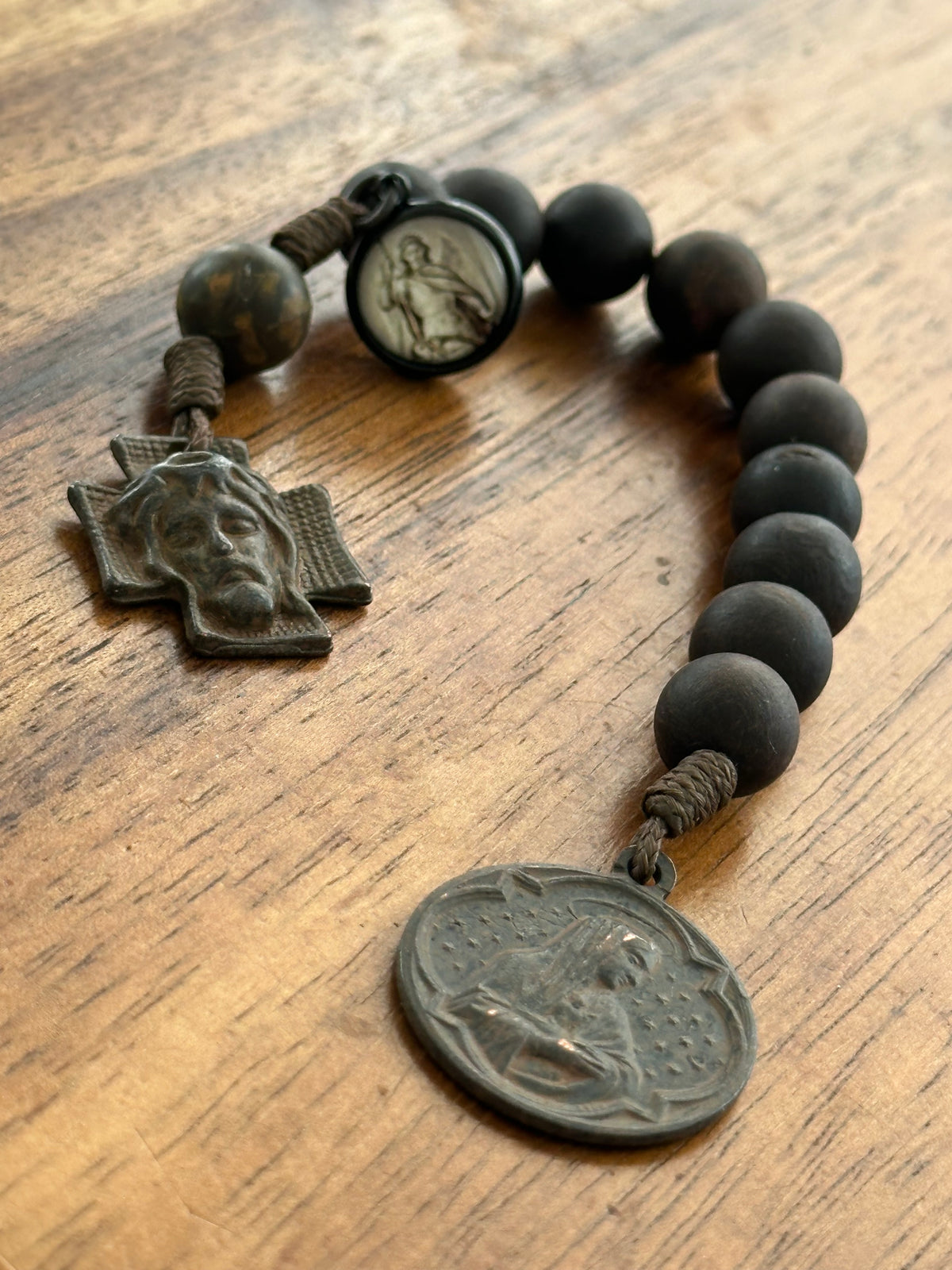 ECCE HOMO ROSARY, Petite